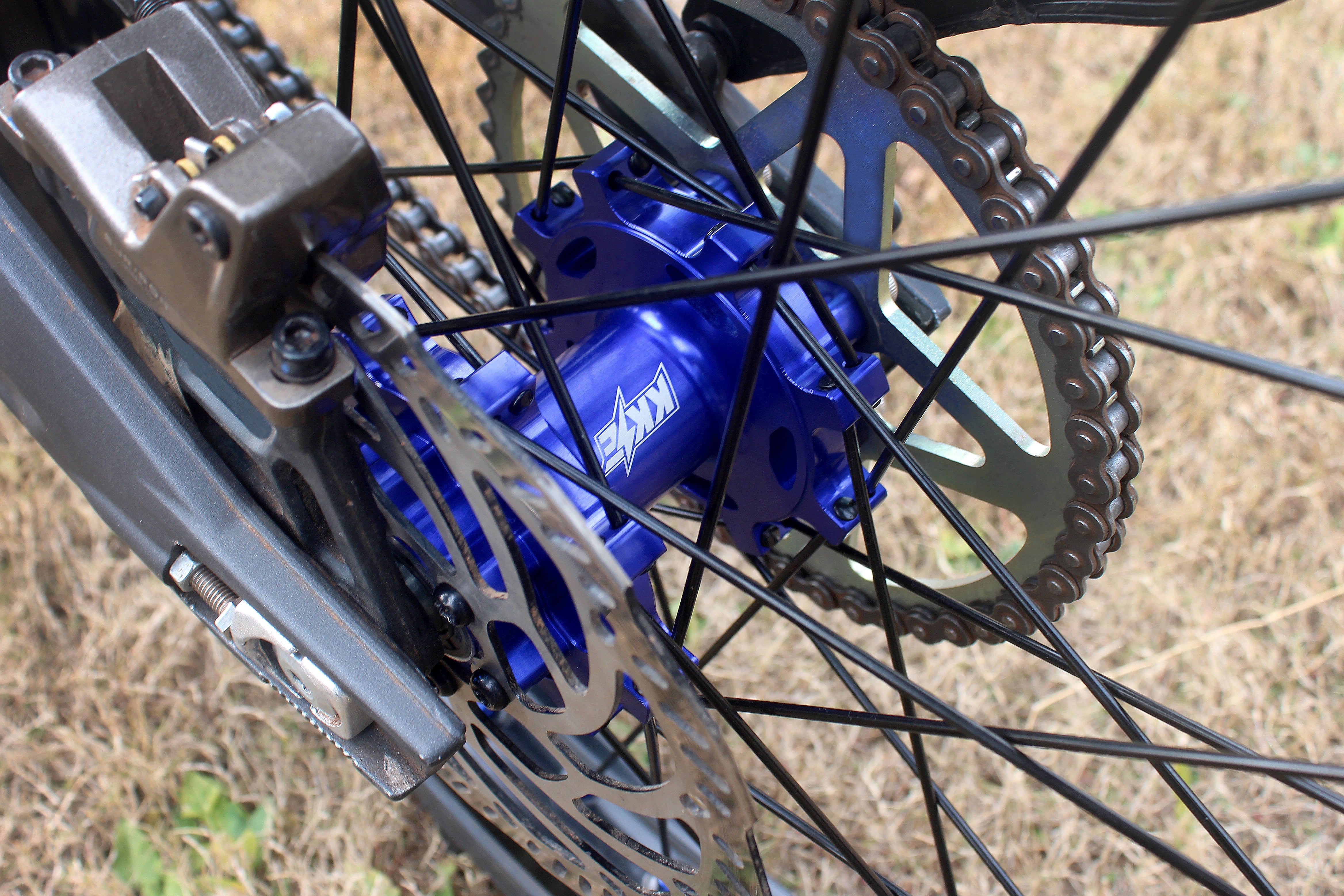 US Stock KKE 1.4*19" & 1.6*19" Electric Dirtbike Wheels Rim For SurRon Light Bee-X 2019-2023 Blue - Image 6