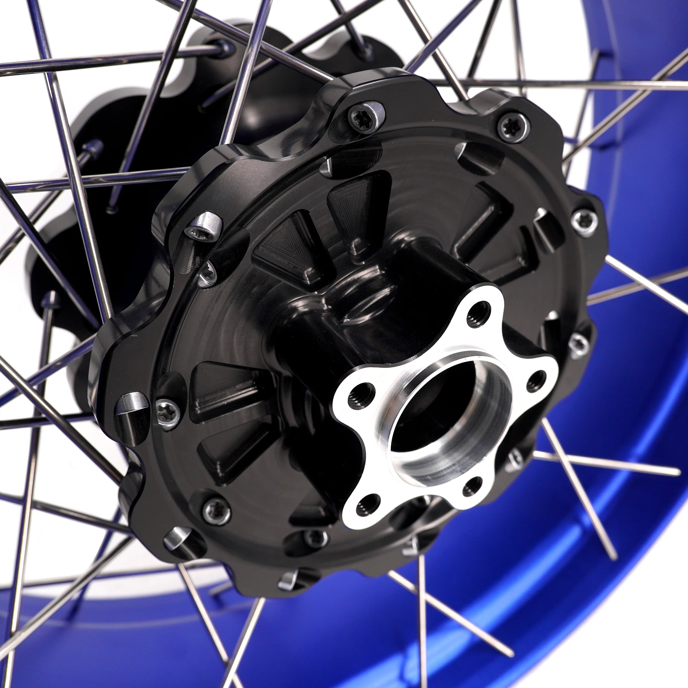KKE 3.5*19'' & 5.0*18'' Tubeless Wheels Fit Harley Street Glide/CVO 2024 Blue Rims - Image 13