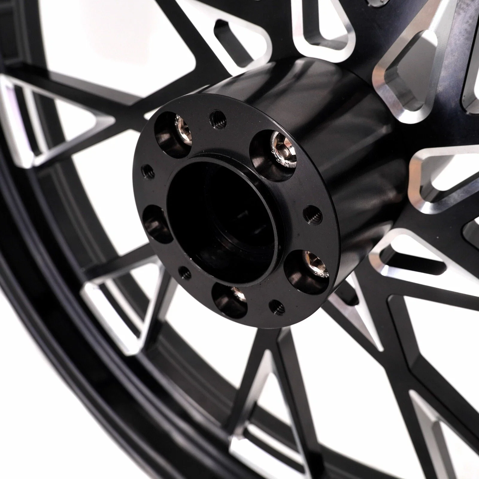 KKE 3.5*21'' & 5.5*18'' Tubeless Wheels Fit Harley Street Glide/CVO 2024 Black Rims - Image 9